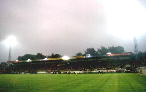 Tivoli - Gegentribüne