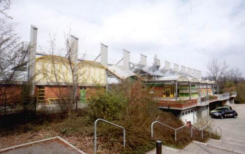 Silberweg - und so sieht die Rückseite der Tribüne aus!