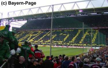 Westfalenstadion - Choreographie Osttrib�ne