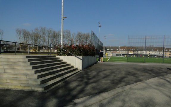 BZA Bäuminghausstr Kunstrasen 2