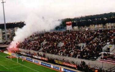 Stade Roudourou - Auswrtsfans