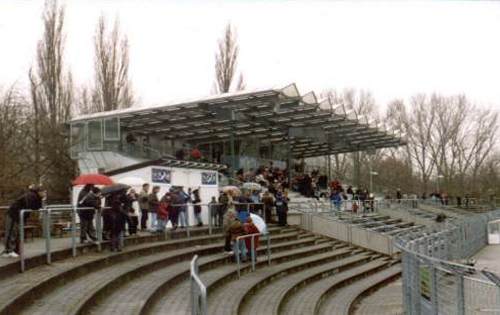 Frankenstadion - Tribüne von Nahem