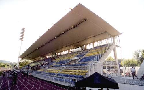 Ernst-Abbe-Sportfeld - Tribüne