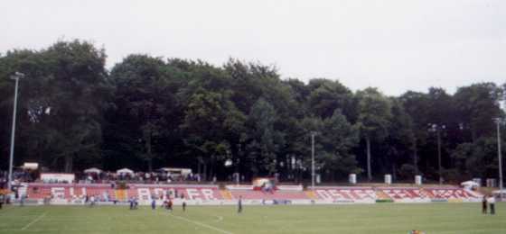 Waldstadion Rothebusch - Die neue Tribüne