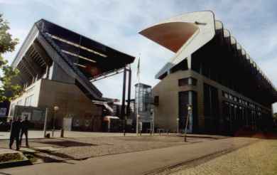 Parken - Coca-Cola- und Carlsberg-Tribüne
