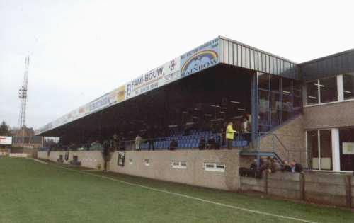 Bergestadion - Haupttribüne