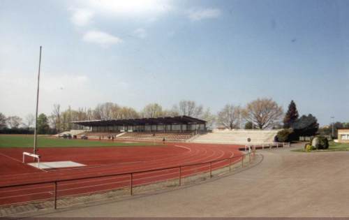 Sepp-Herberger-Stadion - Tribne (hier wird nicht gespielt - schade eigentlch!)